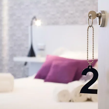 فندق مبيت وإفطار Al 372 2*